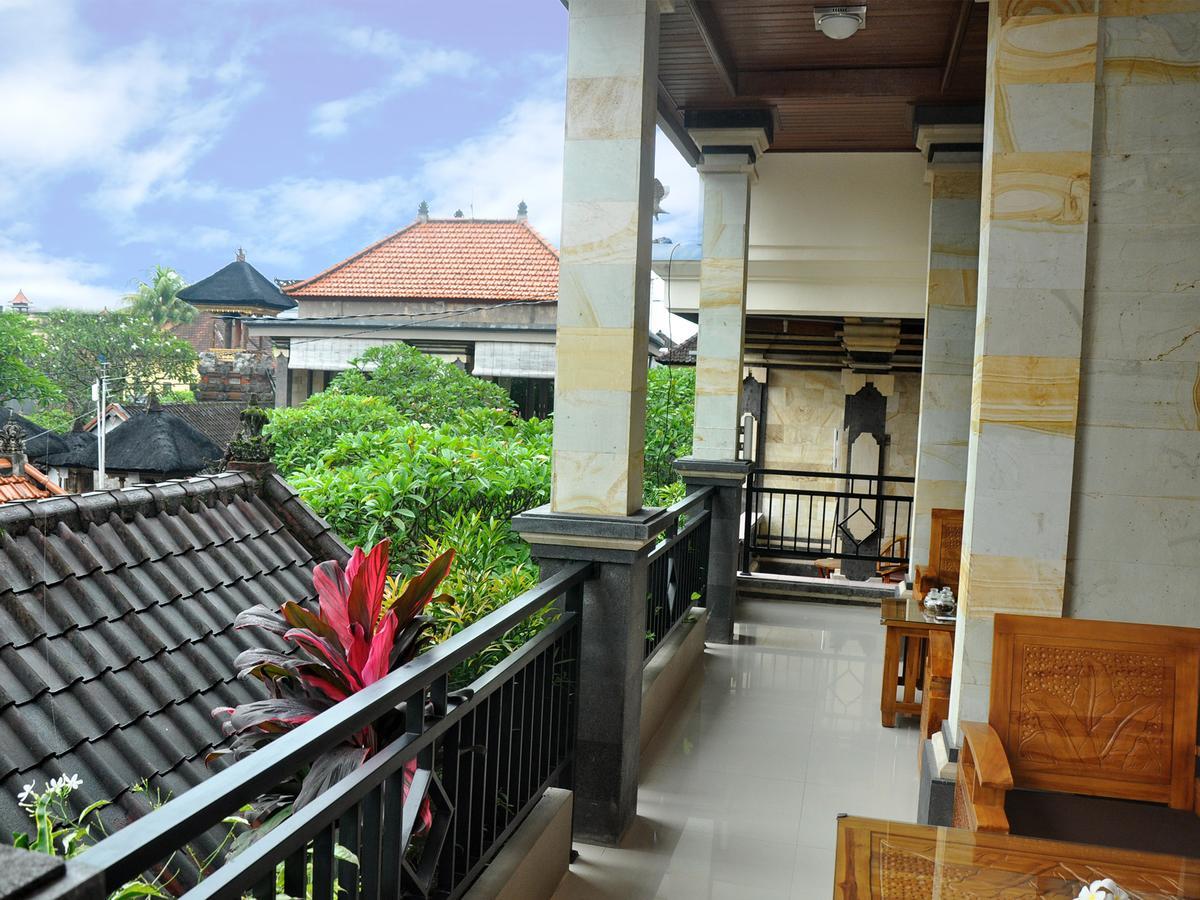 Mira Family Homestay Ubud Esterno foto