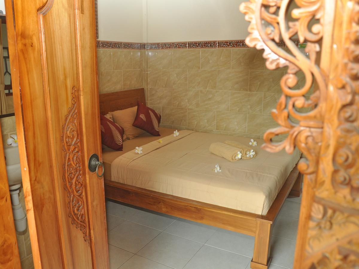 Mira Family Homestay Ubud Esterno foto